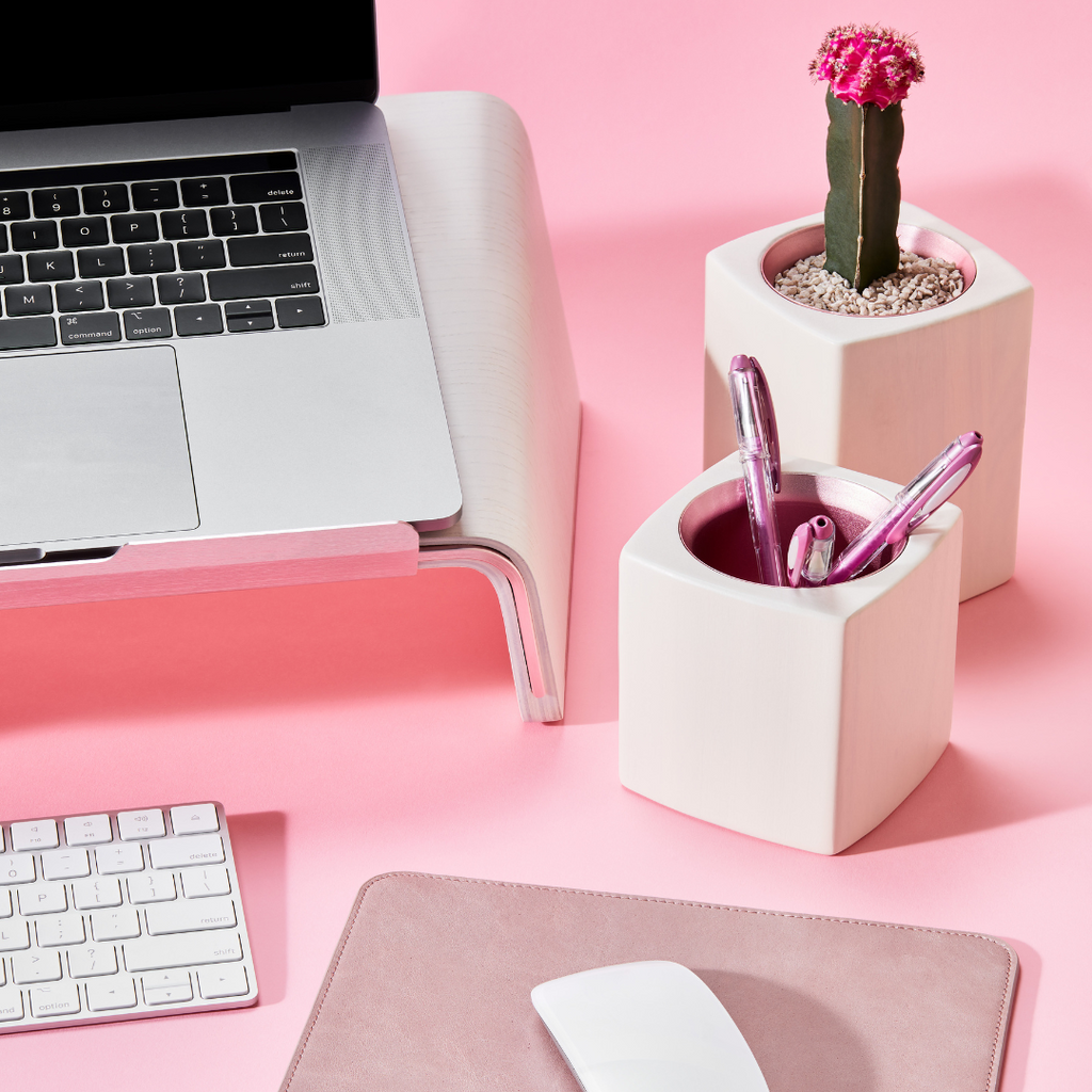 desk accessories